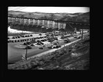 Parking lot near Grand Coulee Dam by Hubert Blonk