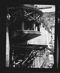 Trashrack construction on Grand Coulee Dam by Hubert Blonk